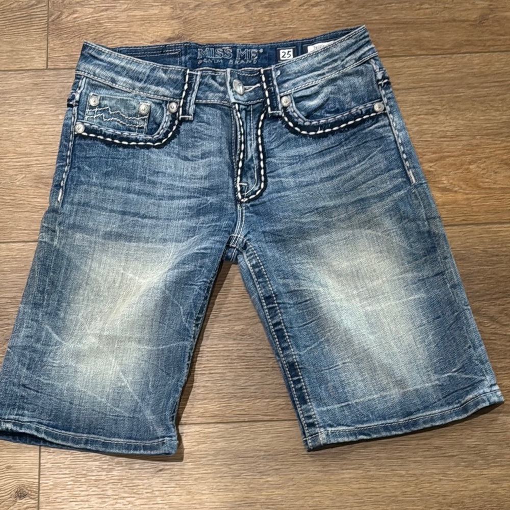 Miss Me Blue Denim Shorts with Heavy Stitch Details Sz 25